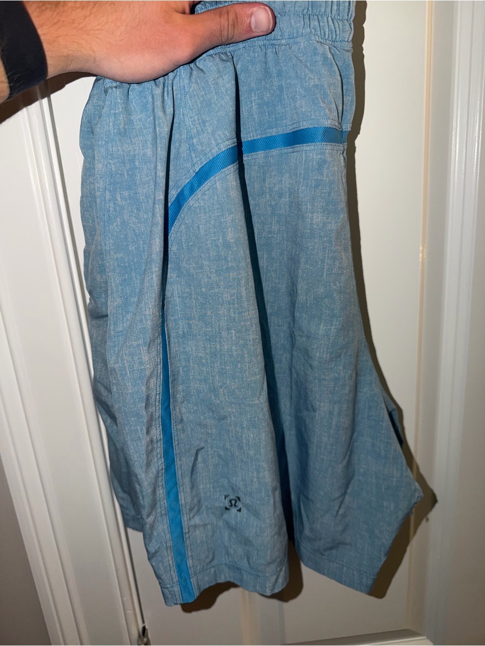 Men's Lululemon Light Blue Athletic Shorts 5in Inseam